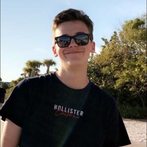 Meet your Posher, Nicholas